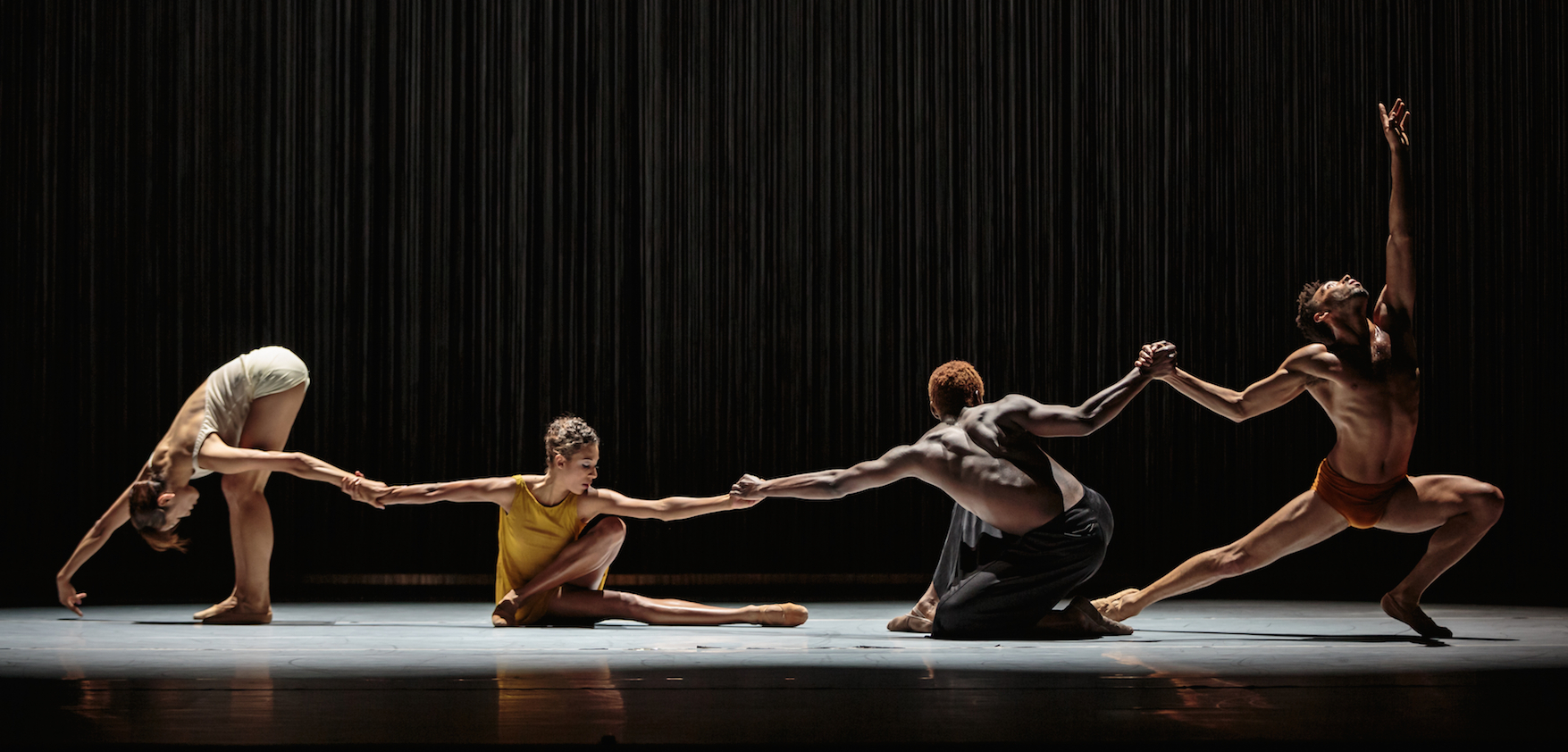 Sand by Alonzo King LINES Ballet. Photo: Chris Hardy