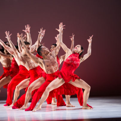 Linea Recta by Ballet Hispánico. Photo: Paula Lobo