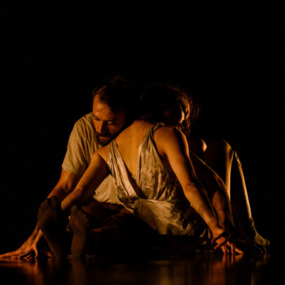 Bygones by Out Innerspace Dance Theatre. Dancers: David Harvey, Renee Sigouin. Photo: Alistair Maitland Photography